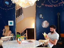 Supernova - Hostel