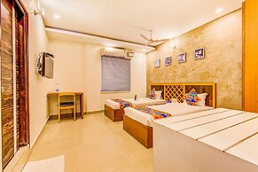 FabHotel Mayuri Residency