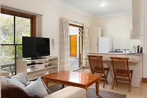 Thomson's Accommodation