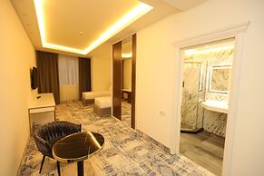Venice Hotel