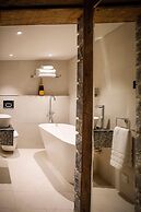 The Coach House at Gileston Manor
