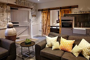 The Coach House at Gileston Manor