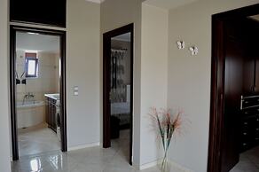 Armi Villa