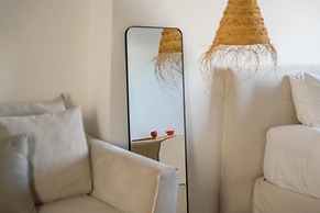 Lemon Suites Santorini