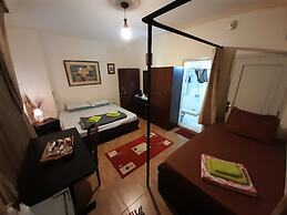 Garden Master Bedrooms Residence