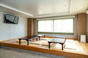 Cabinet Hotel WOWS
