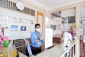 Blitz Hotel Batam Centre
