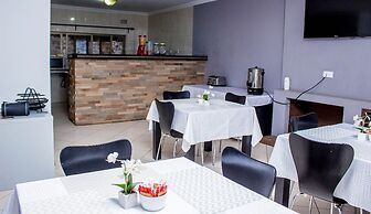 Rose Villa Lodge