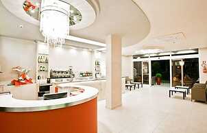 Cosmopol Hotel