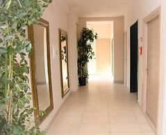 Cosmopol Hotel