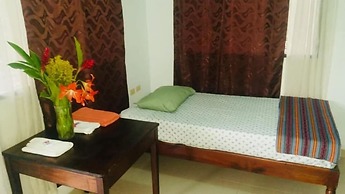 Hotel y Hostal Yaxkin Copan