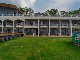 Cloud Mist Resort and Spa