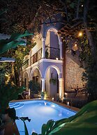 Le Muuch Hotel
