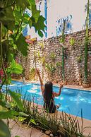 Le Muuch Hotel