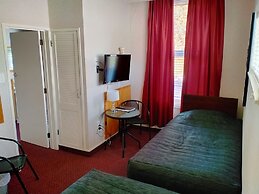 Masonic Hotel
