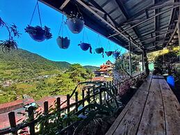 Banaue Pink Eco Hostel