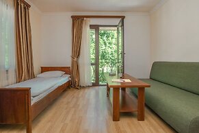 Ariana Family Hotel