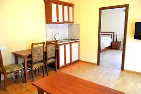 Ariana Family Hotel