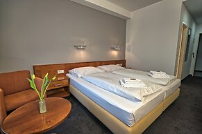 Hotel4you
