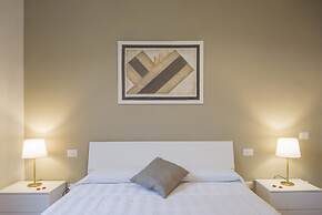 Regis Condo