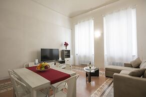 Regis Condo