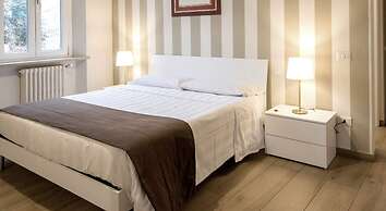 Regis Condo