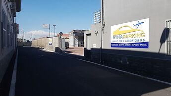Etna Parking