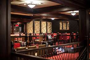 Dillons Hotel