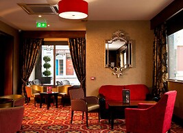 Dillons Hotel