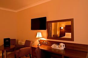 Dillons Hotel