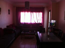 Marina Beach CHW Apartment