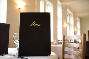 Monsal Head Hotel