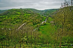 Monsal Head Hotel