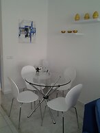 Allyene Garden View Apartment