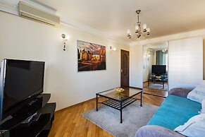 GM Apartment Oruzheynyi 5