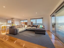 7 Boardwalk Lakeside in Cowes