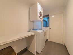 7 Boardwalk Lakeside in Cowes
