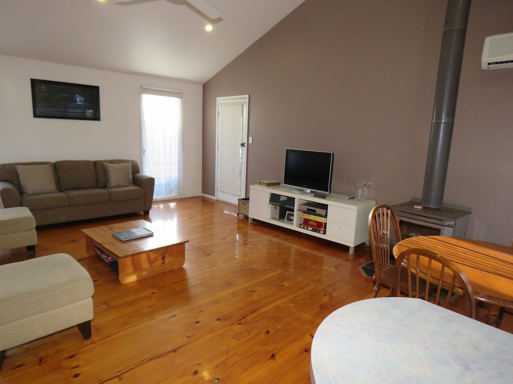 5 Little Penguin Cottage in Cowes