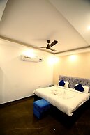 Hotel Gharonda