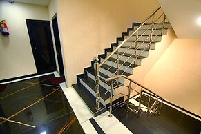 Hotel Gharonda