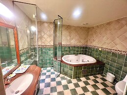 England Motel