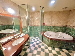 England Motel