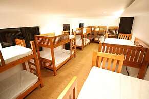 A&A Garden Suites