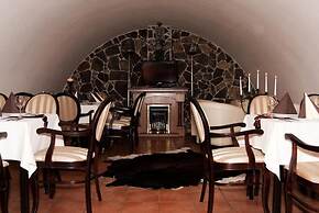 Hotel pod hradom