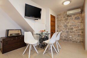 Apartments Vauquer