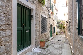 Apartments Vauquer