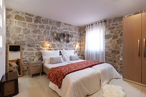Apartments Vauquer