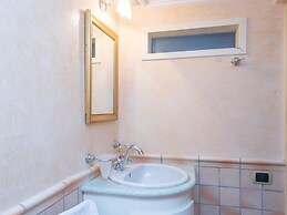 RSH Trevi Fountain Apartment 2