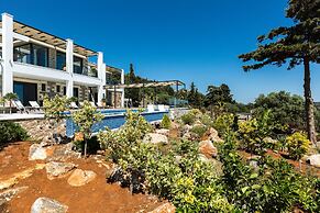 Villa Blue Skyline