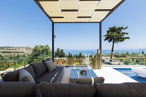 Villa Blue Skyline